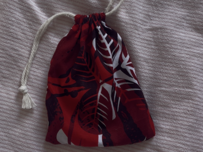 pochette à cordon
