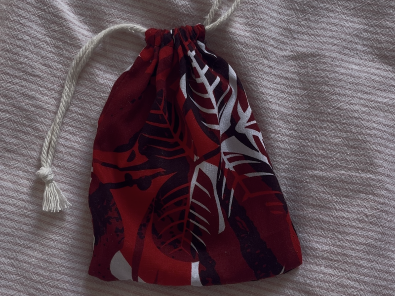 pochette à cordon